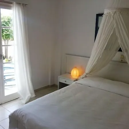 Nauma Paros Design Boutique Nausa